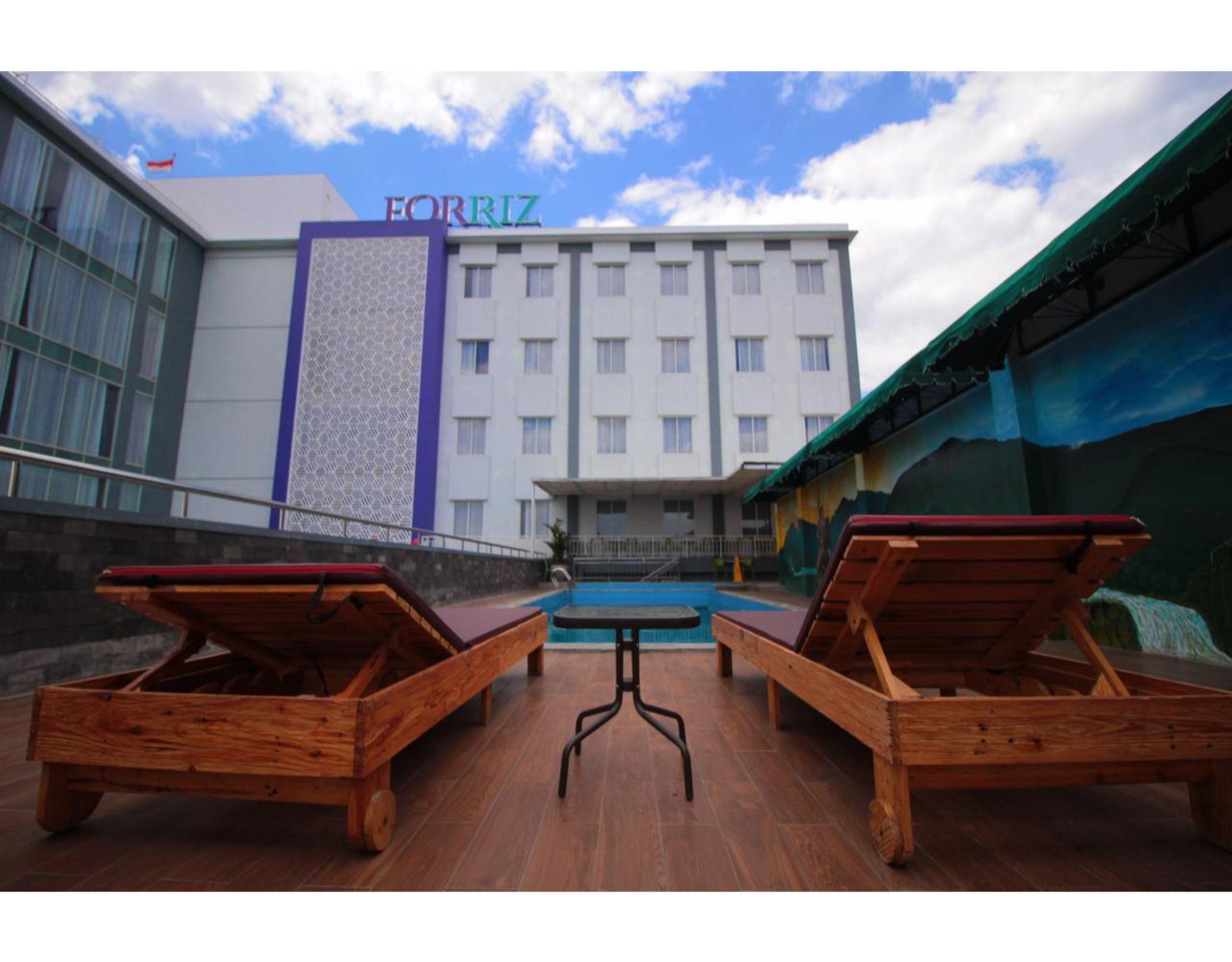Forriz Hotel Γιογκιακάρτα Εξωτερικό φωτογραφία