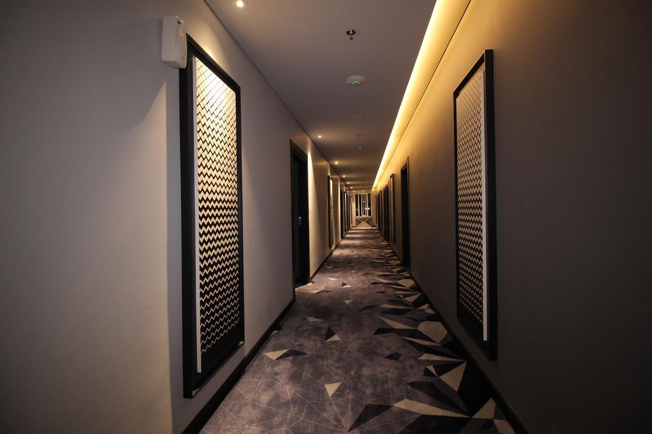 Forriz Hotel Γιογκιακάρτα Εξωτερικό φωτογραφία
