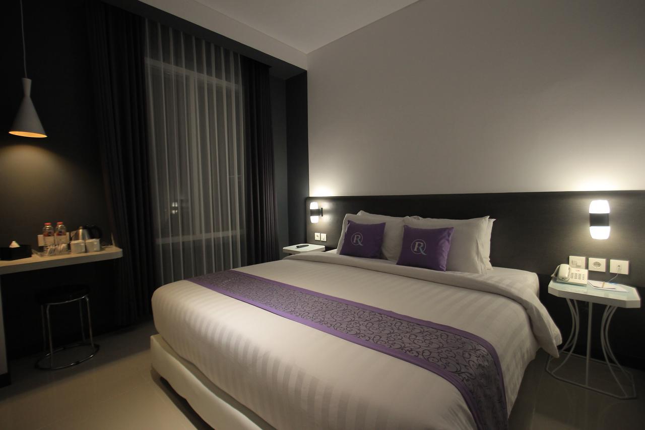 Forriz Hotel Γιογκιακάρτα Εξωτερικό φωτογραφία